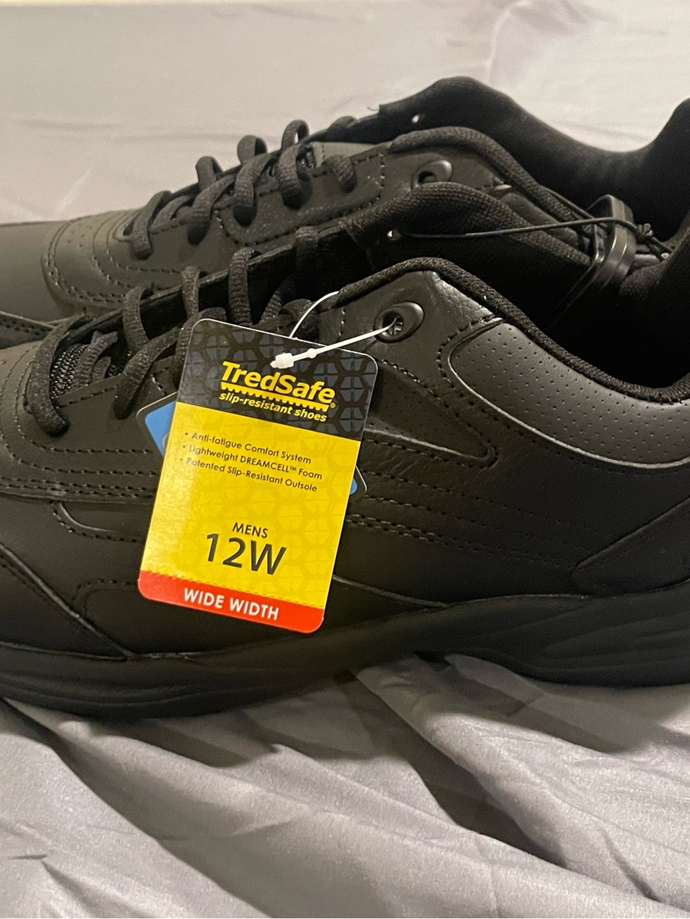 TredSafe Men's Black Slip-Resistant Wide-Width Sneaker